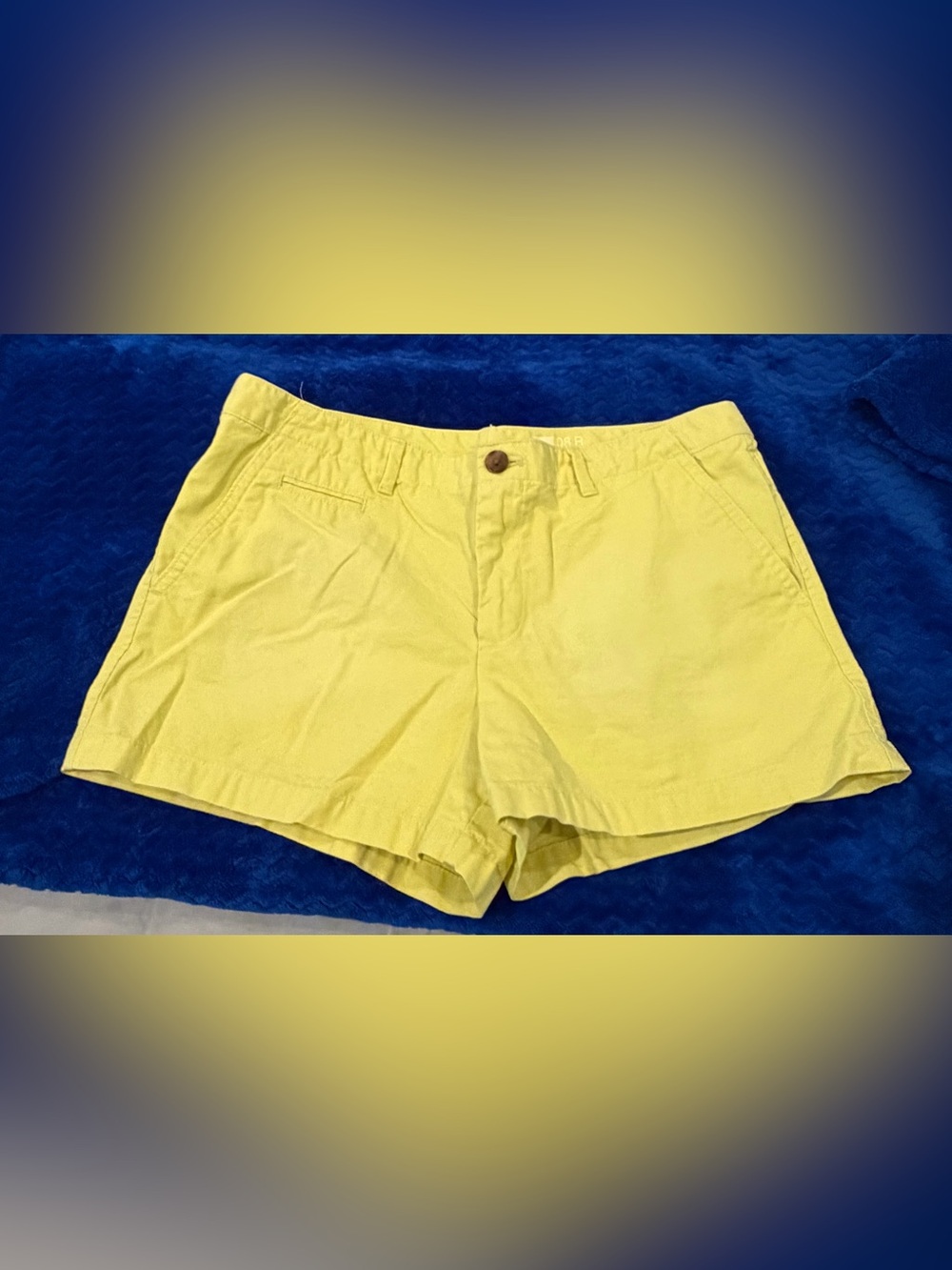 Gap Women's Lime Green Chino Shorts Pockets, Size 8